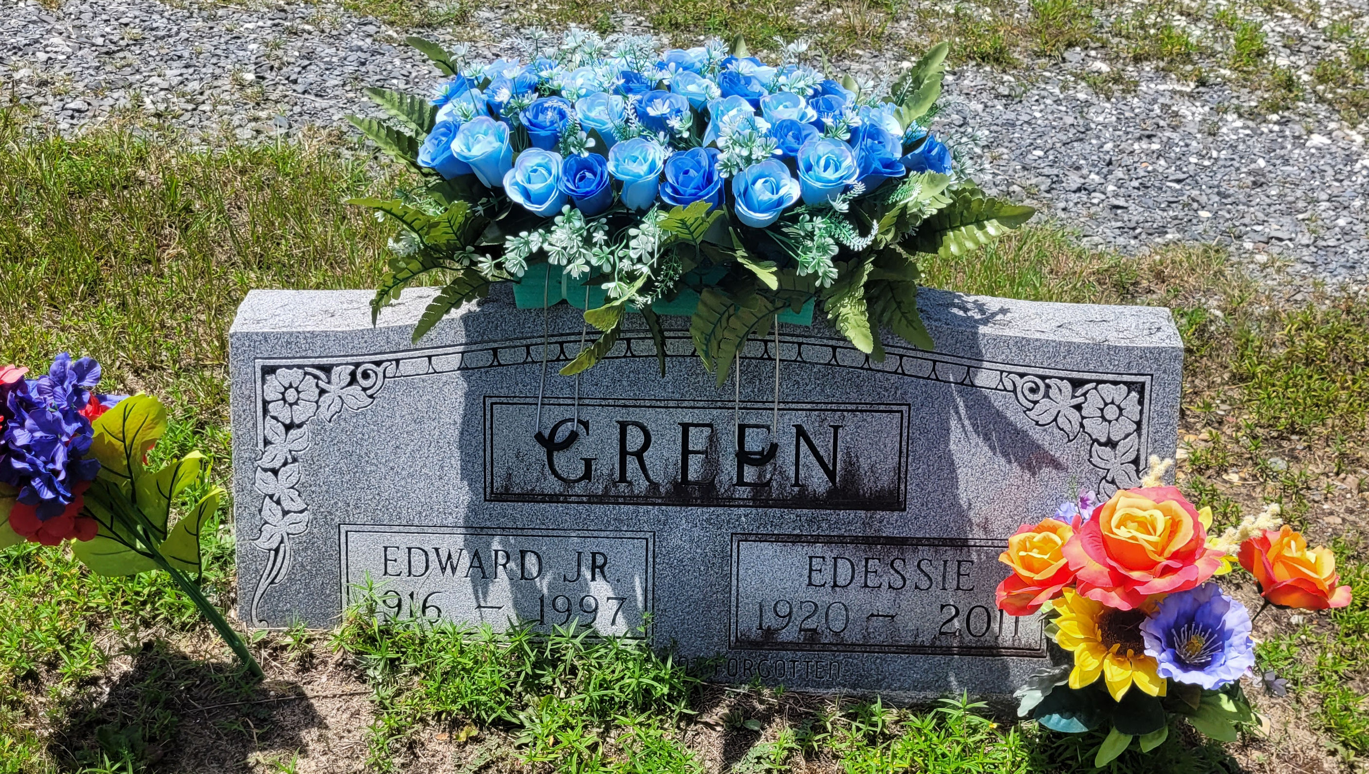 Headstone of Edessia Green
