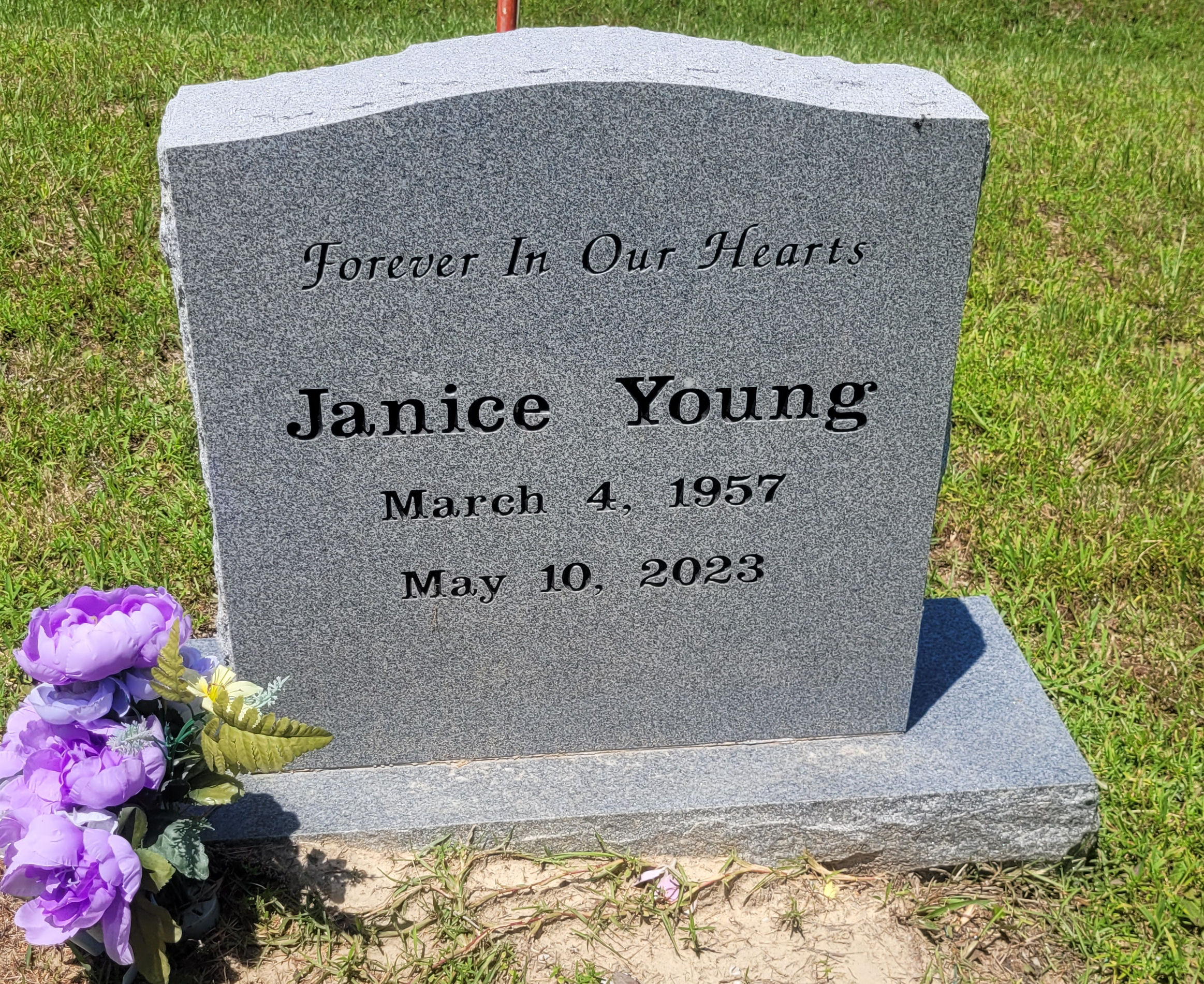 Headstone of Janice Young