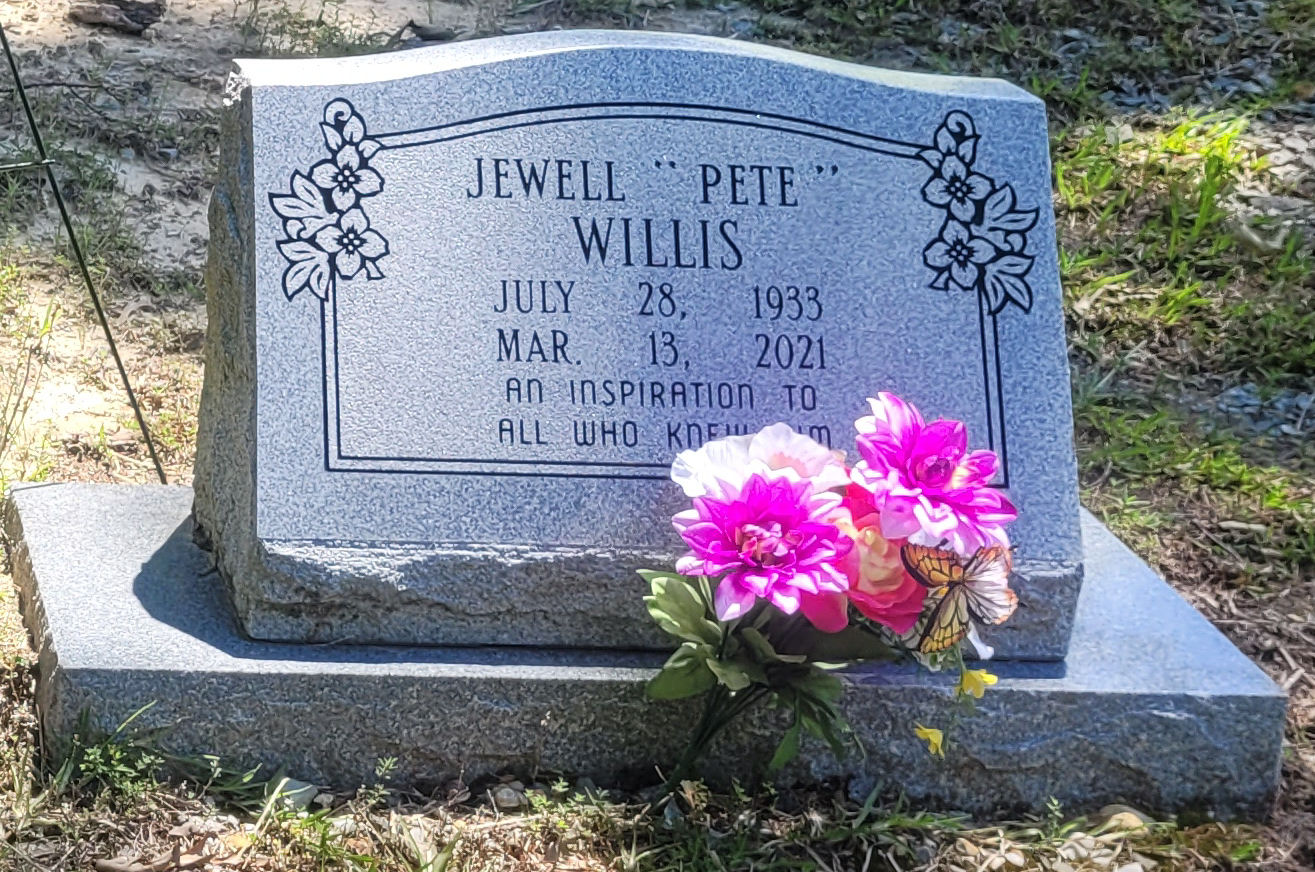 Headstone of Jewell Pete Willis Jr.